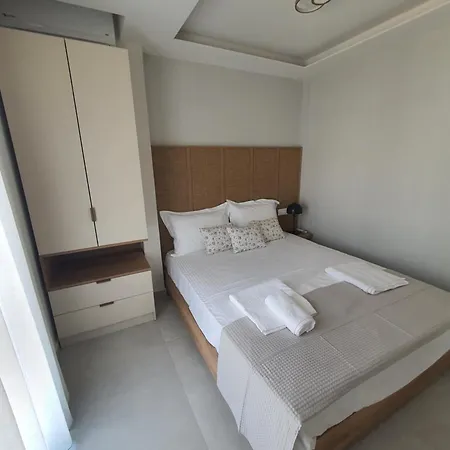 Sealon & Loft Apartmanhotel Limenária