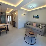 Sealon & Loft 4* يميناريا